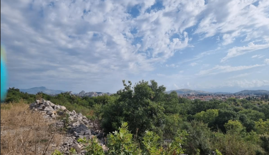 Satılık - Arazi Podgorica, Tološi