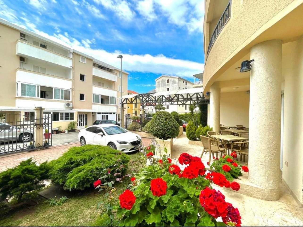 Sale - Office space Budva, Budva