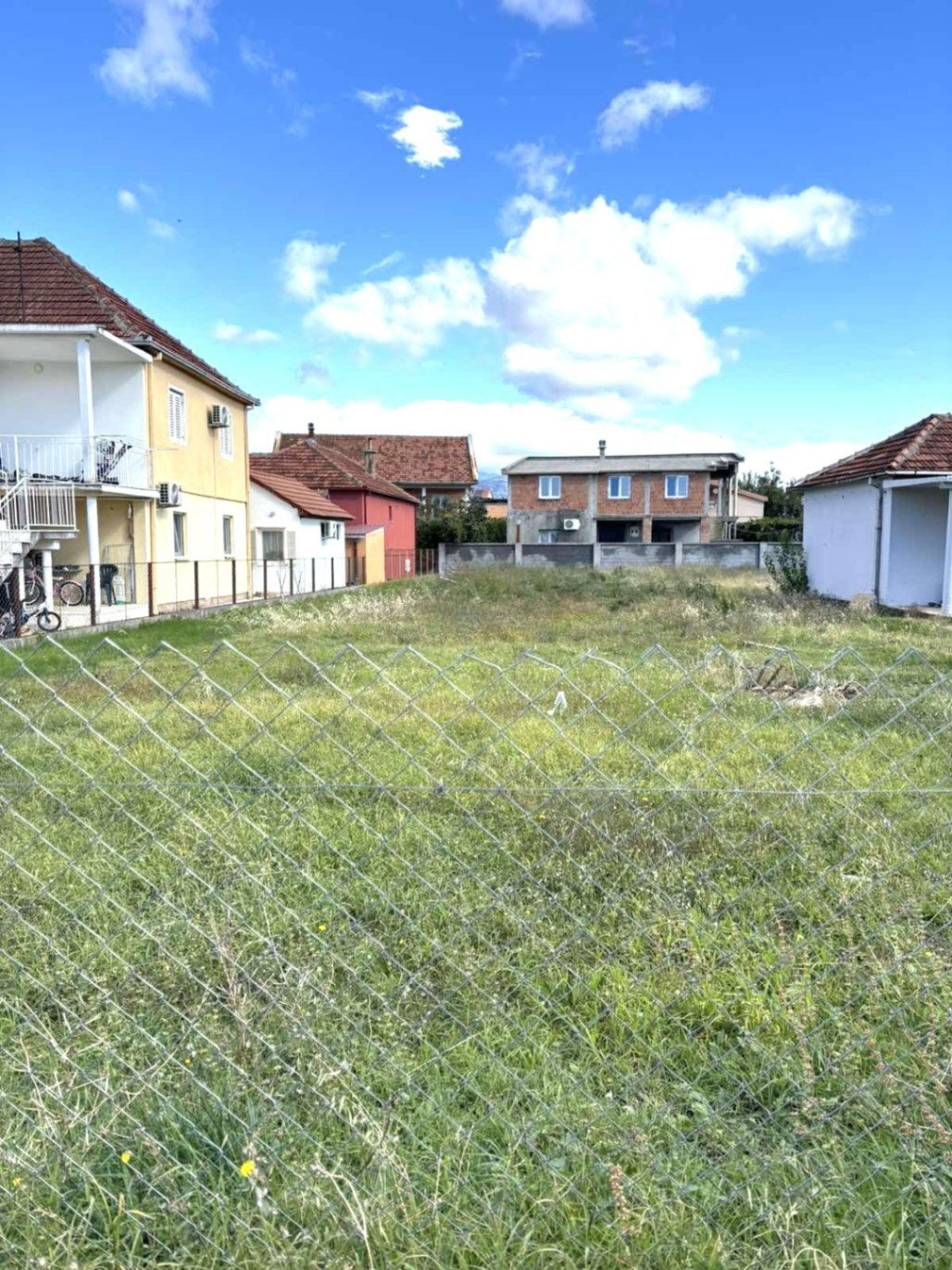 Prodaja - Zemljište Podgorica, Tološi