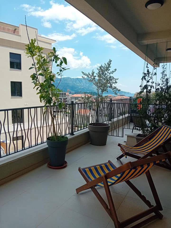 Продаж - Квартира Budva, Dubovica