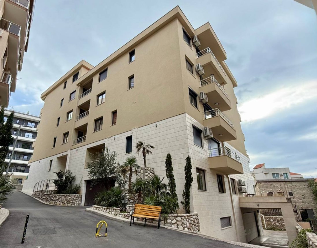 Продаж - Квартира Budva, Bečići