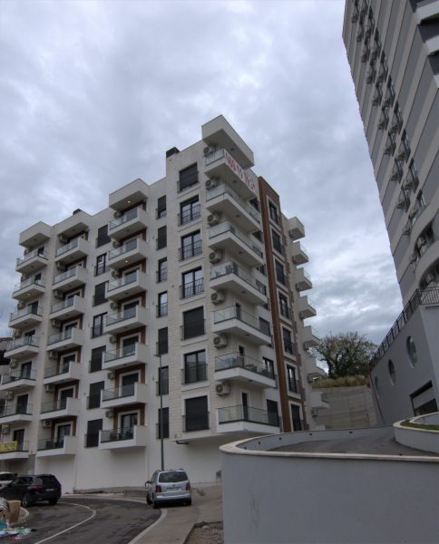 579bd41f-d7f8-4da1-afae-c088d2a46183.jpg