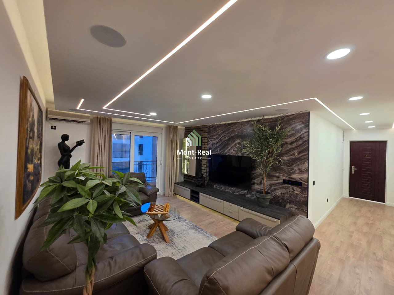Sale - Apartment Budva, Bečići