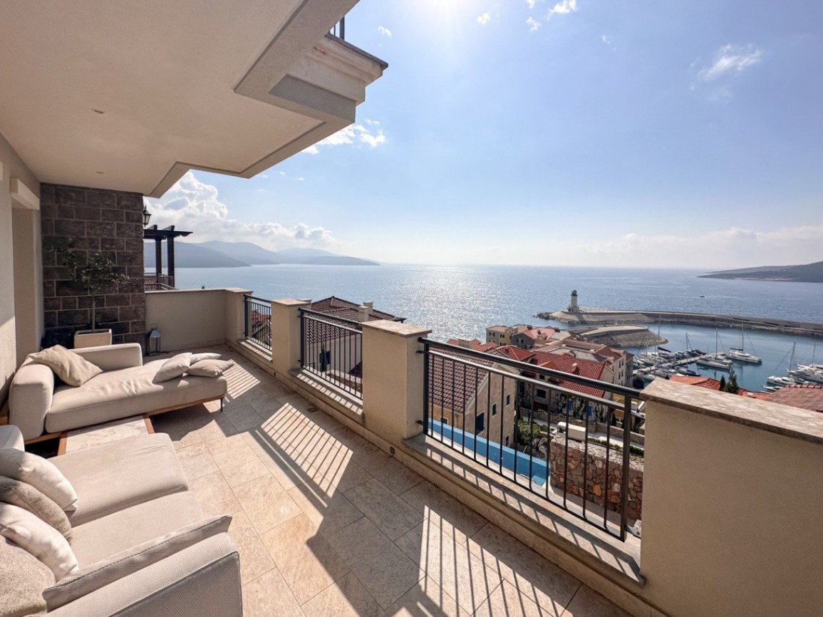 Продаж - Квартира Tivat, Luštica