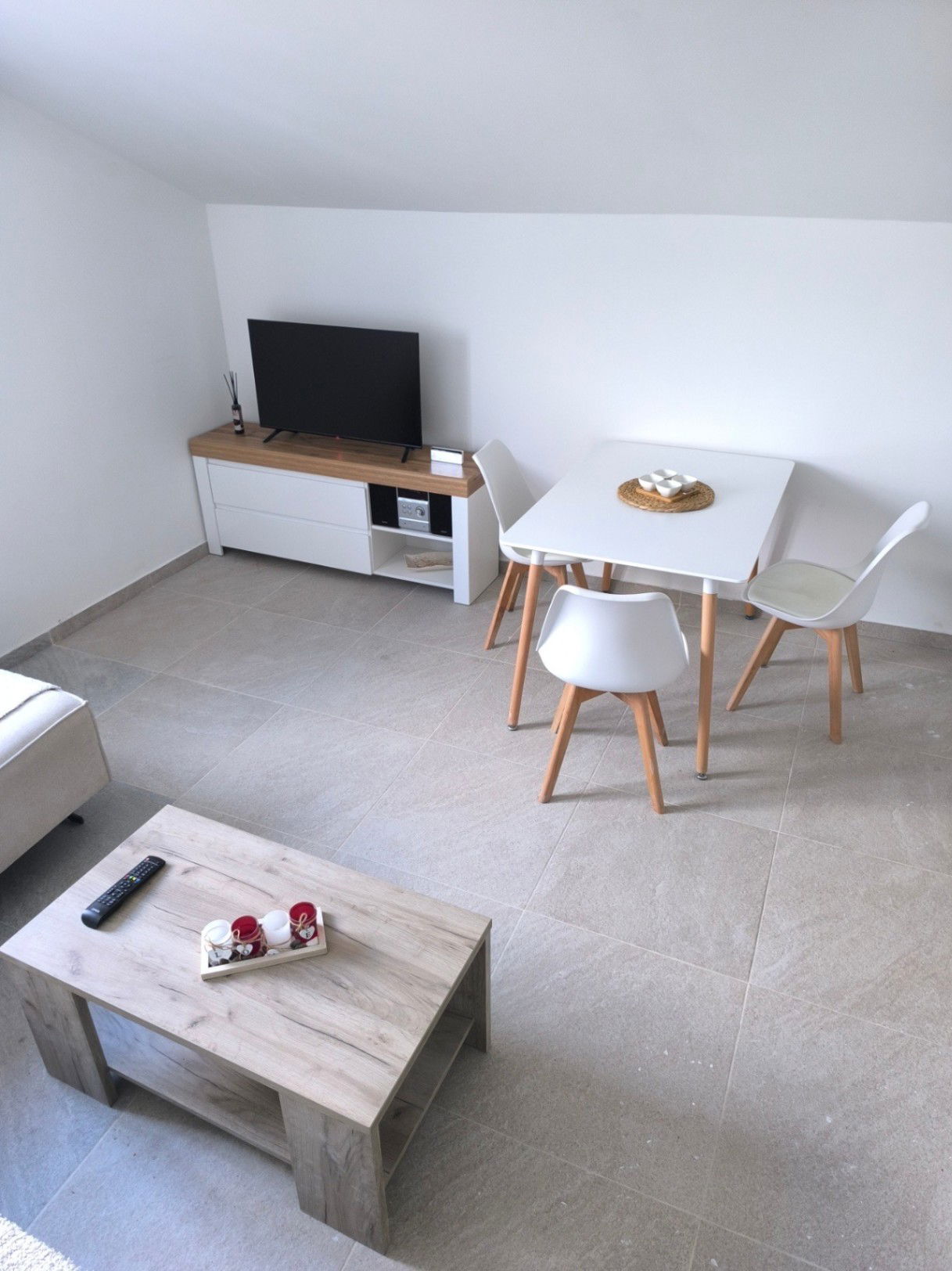 Izdavanje - Stan Podgorica, Stari Aerodrom