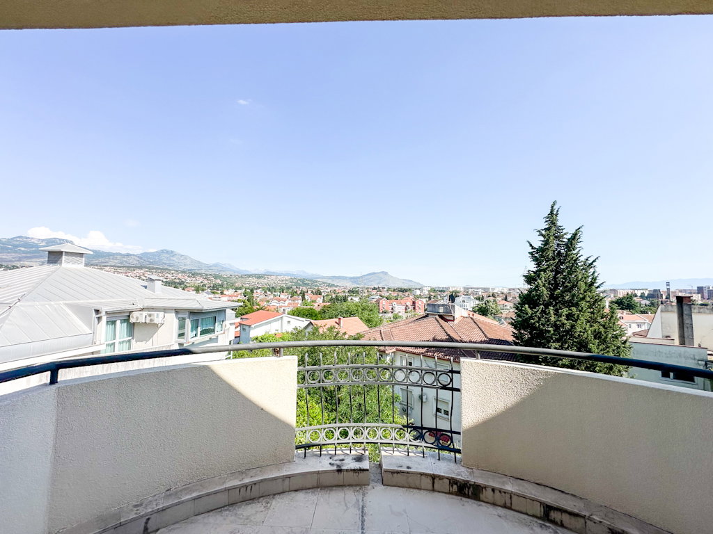 5977db21-1958-4bce-a8ed-cc6566b64bb3.jpeg