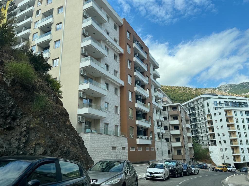 Продажа - Квартира Budva, Bečići