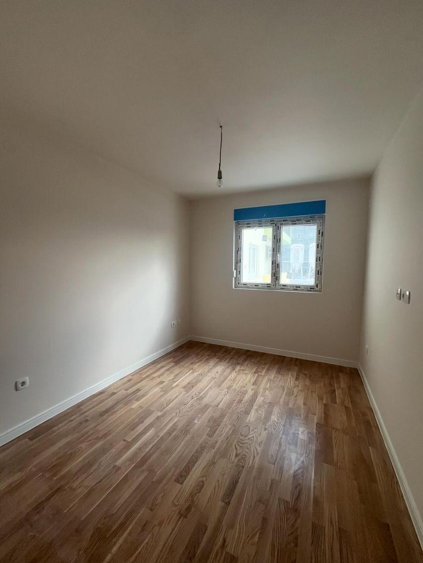 Продаж - Квартира Podgorica, Pobrežje