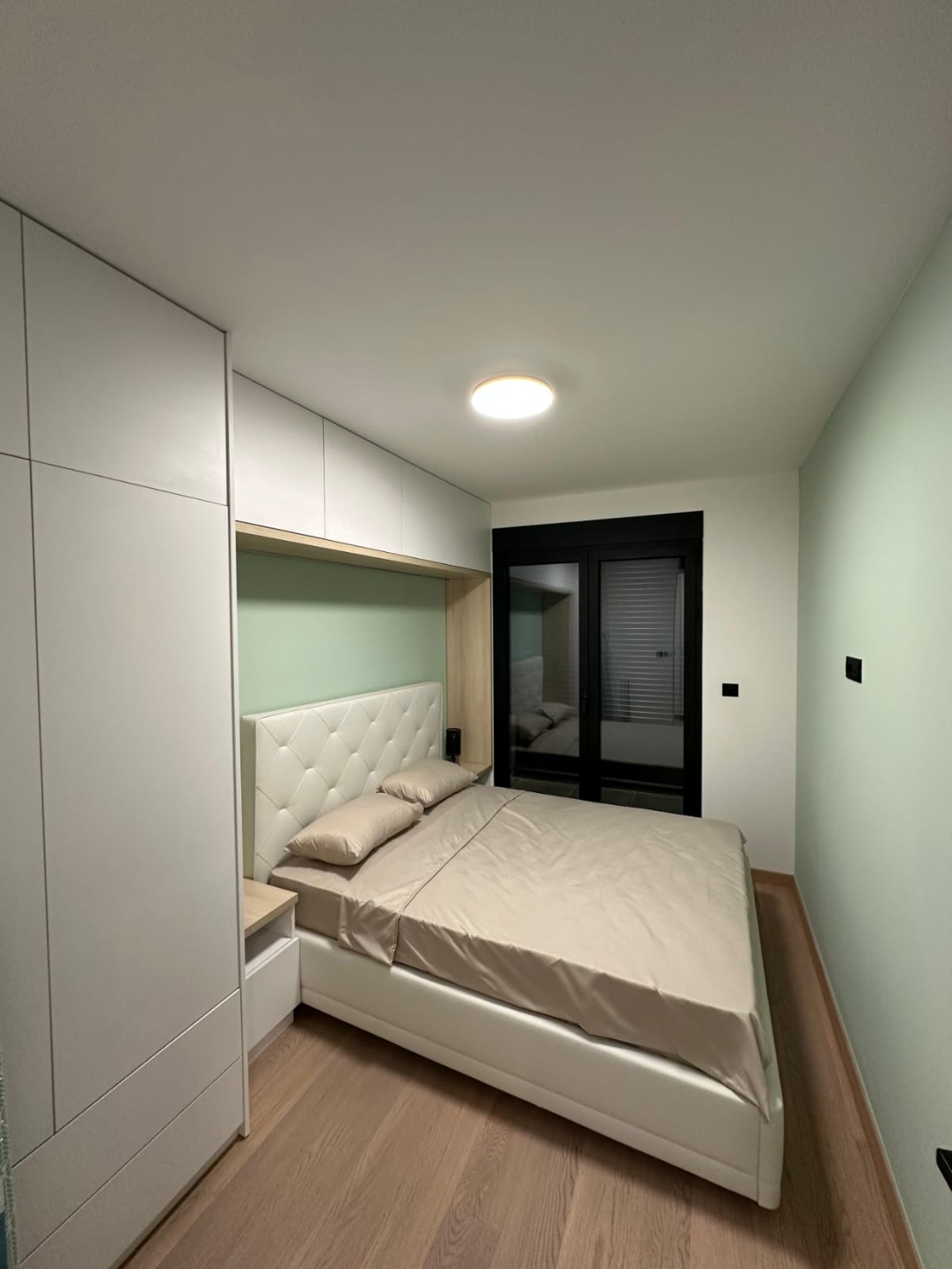 5bd11847-2bea-4775-b689-63395e8e75f2.jpg