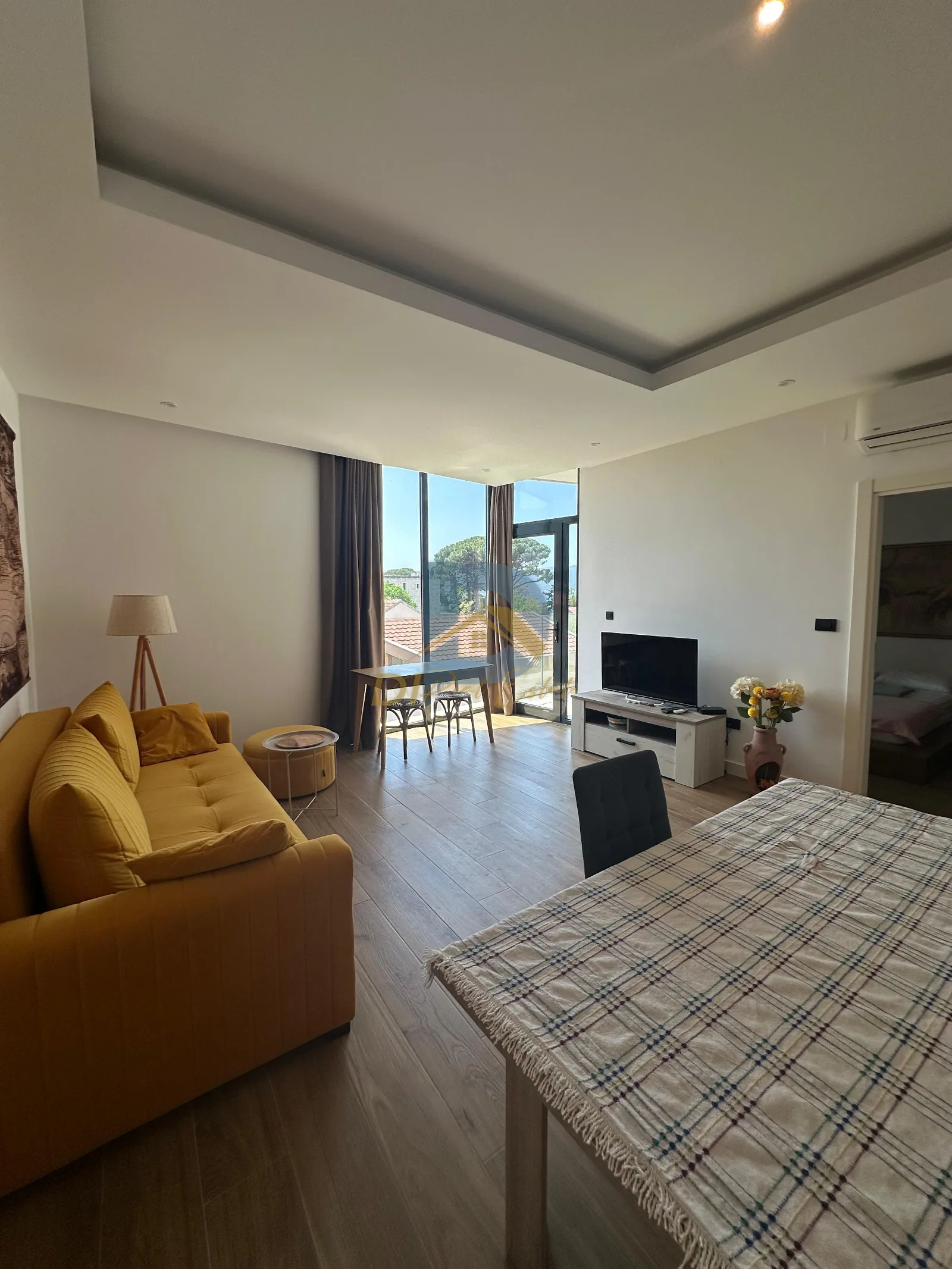 Prodaja - Stan Tivat, Donja Lastva