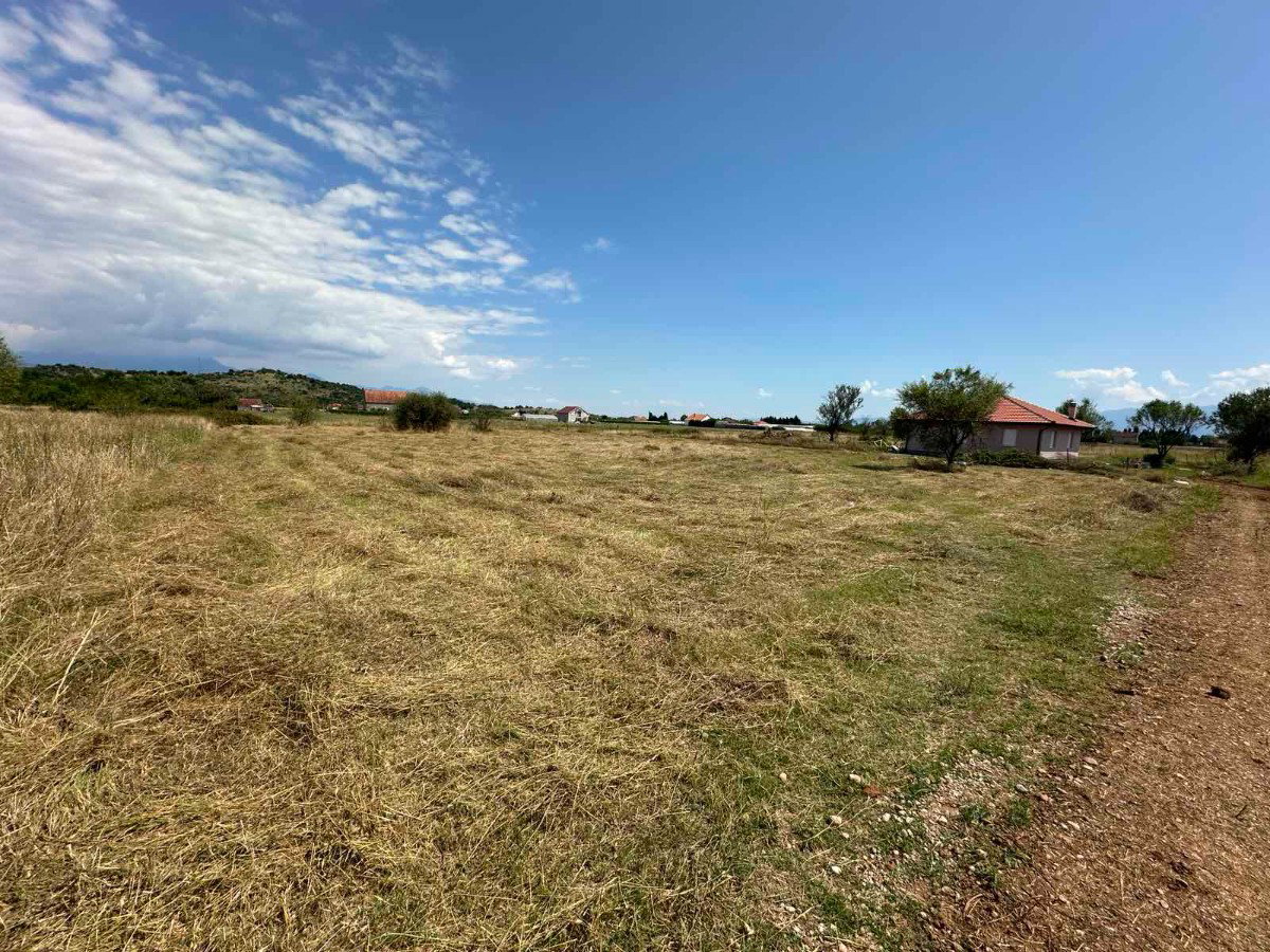 Satış - Arazi Podgorica, Zeta