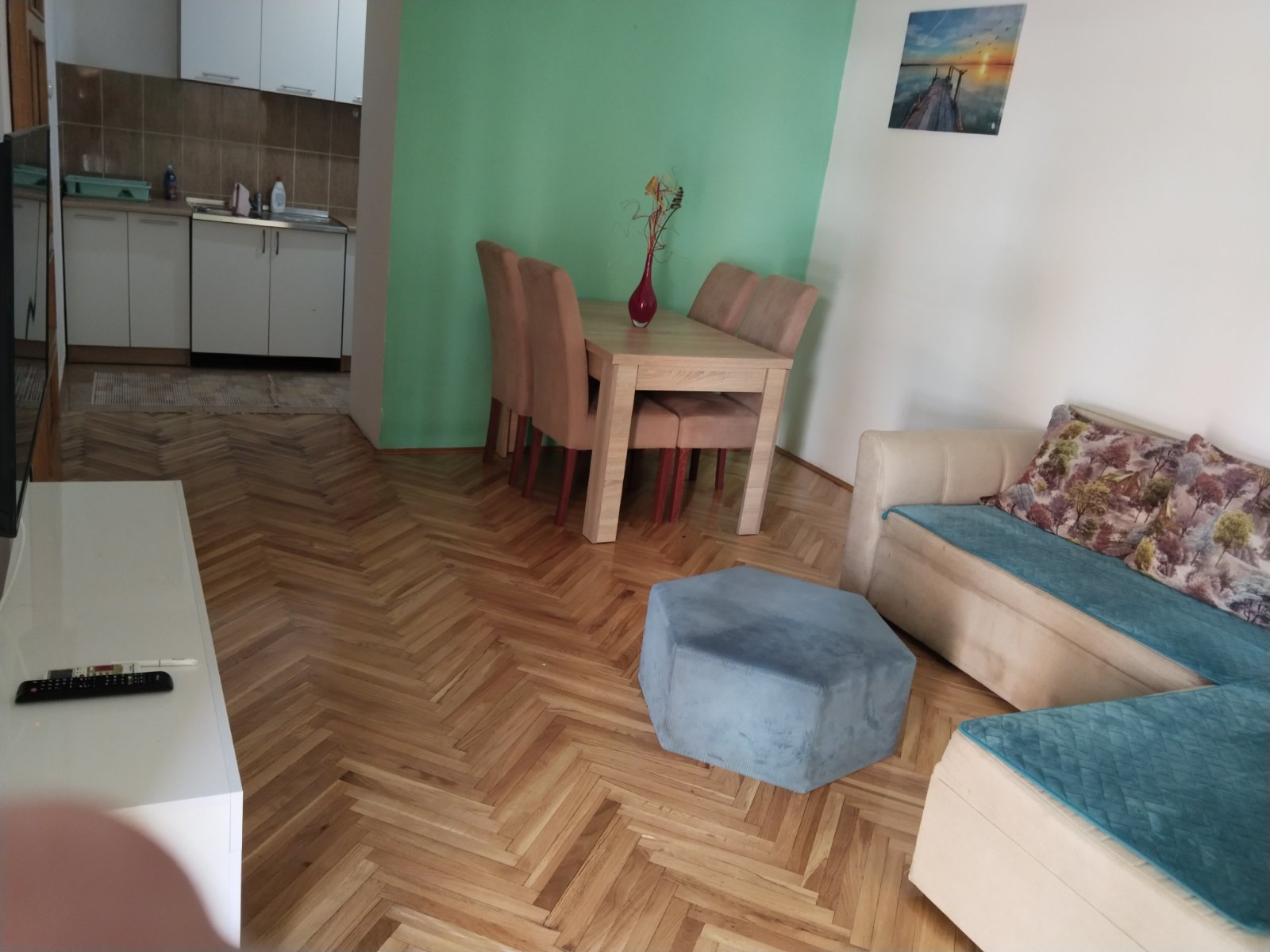 5d861698-b9c6-4912-b918-7ad6014ce759.jpg