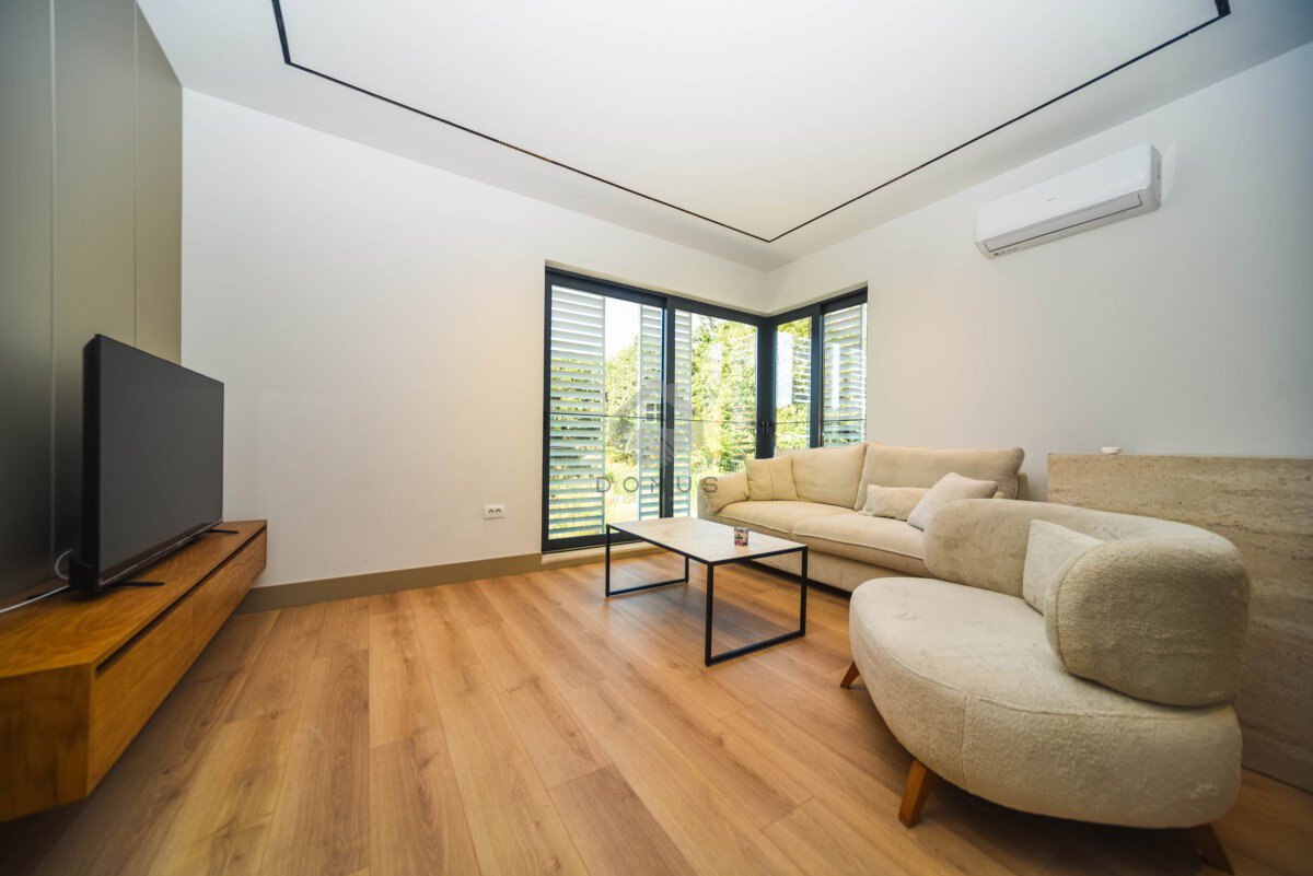 Продаж - Квартира Tivat, Mrčevac