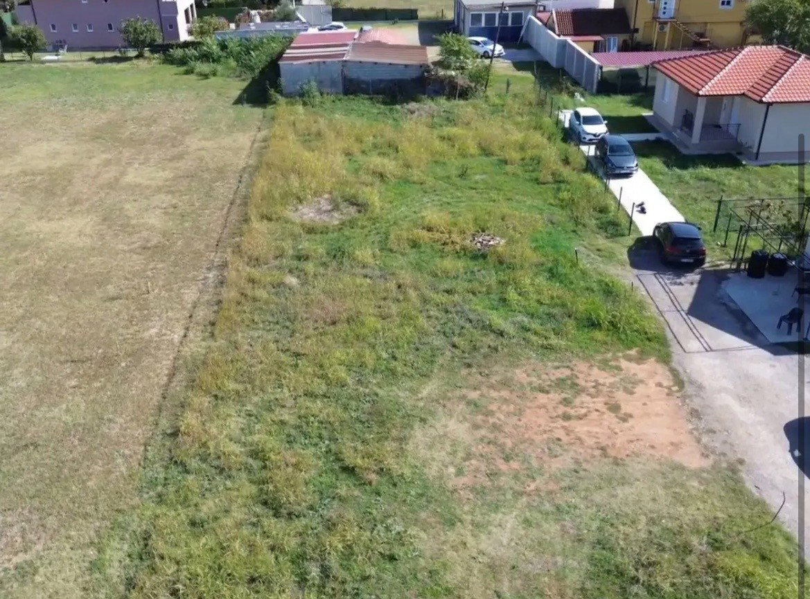Satılık - Arazi Podgorica, Tološi