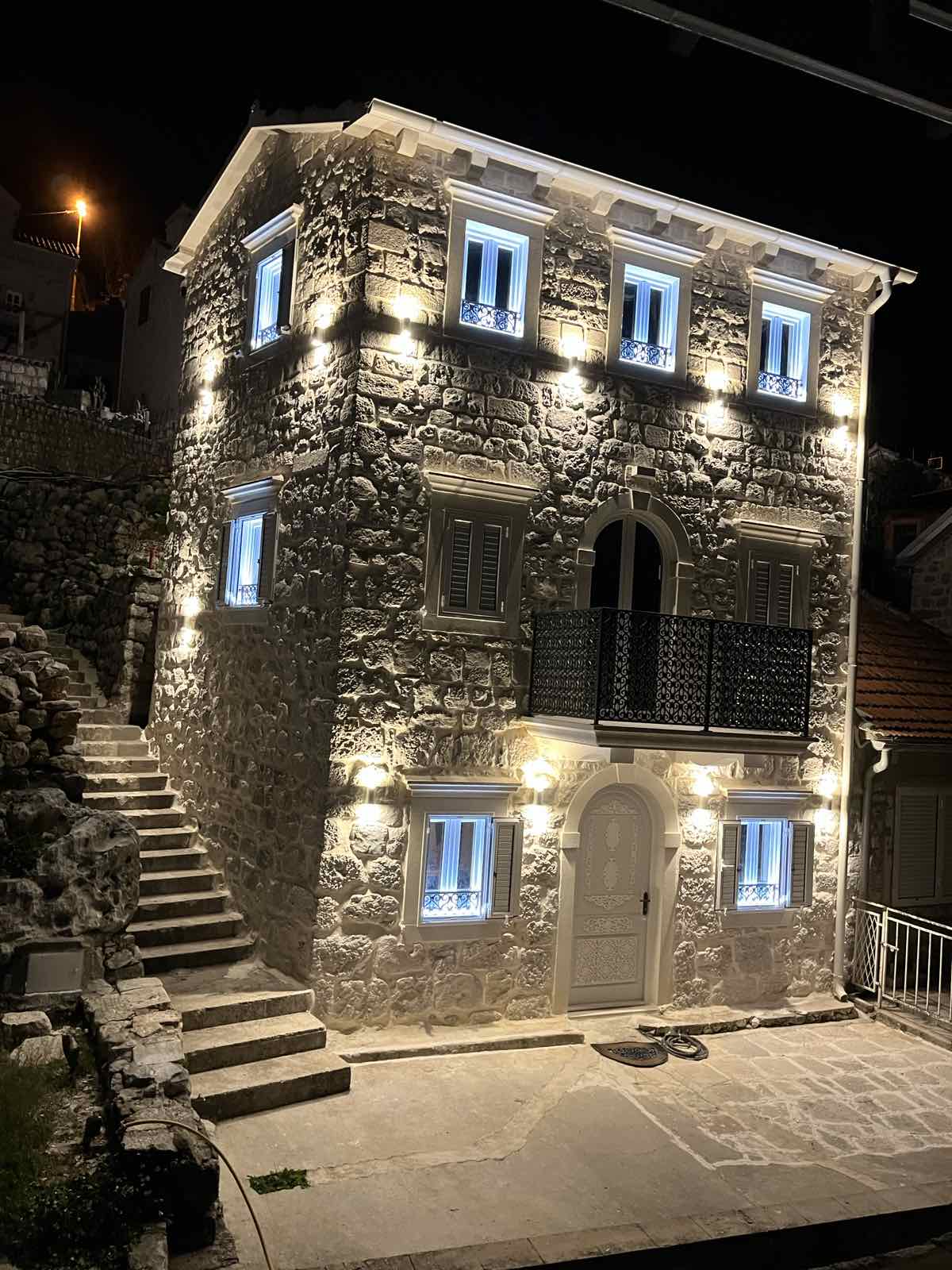 Оренда - Будинок Kotor, Centar