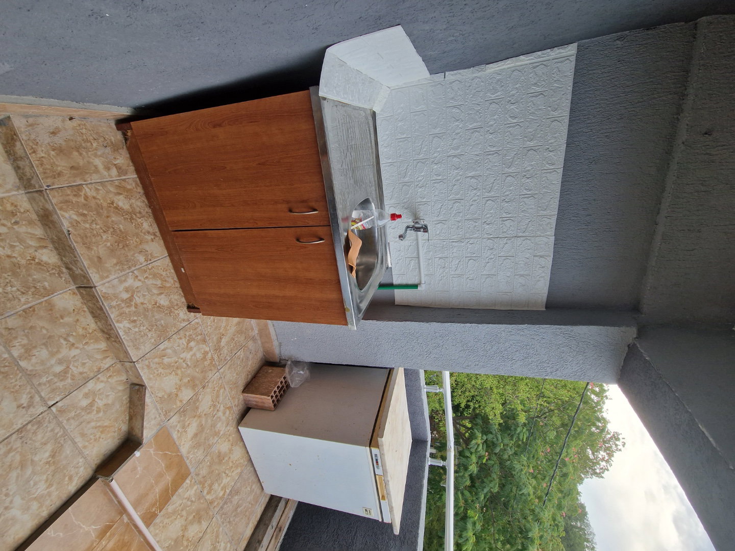 5f70b472-bdde-4ce7-ba45-27962aefbe6c.jpg