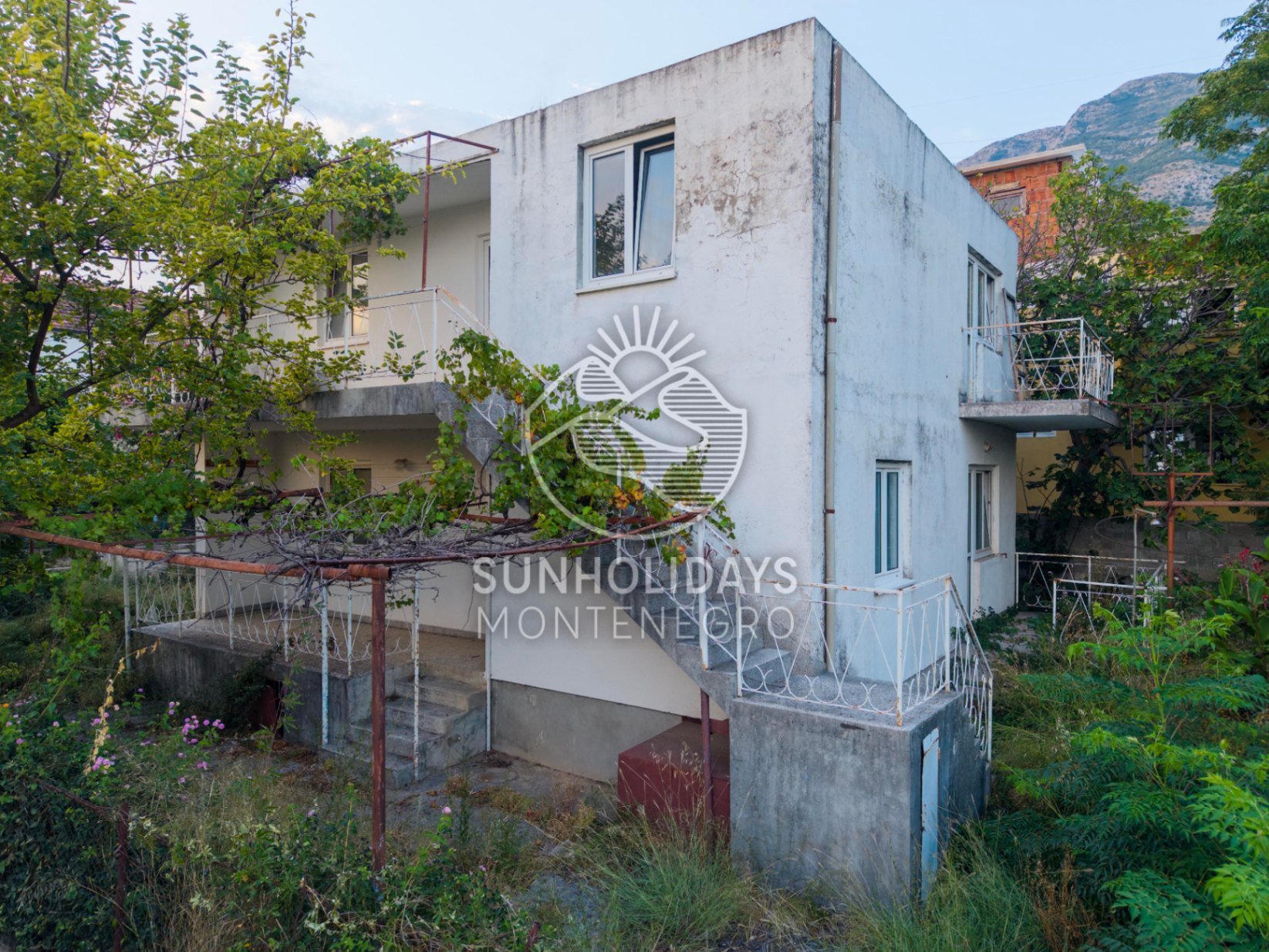 Satılık - Ev Bar, Sutomore