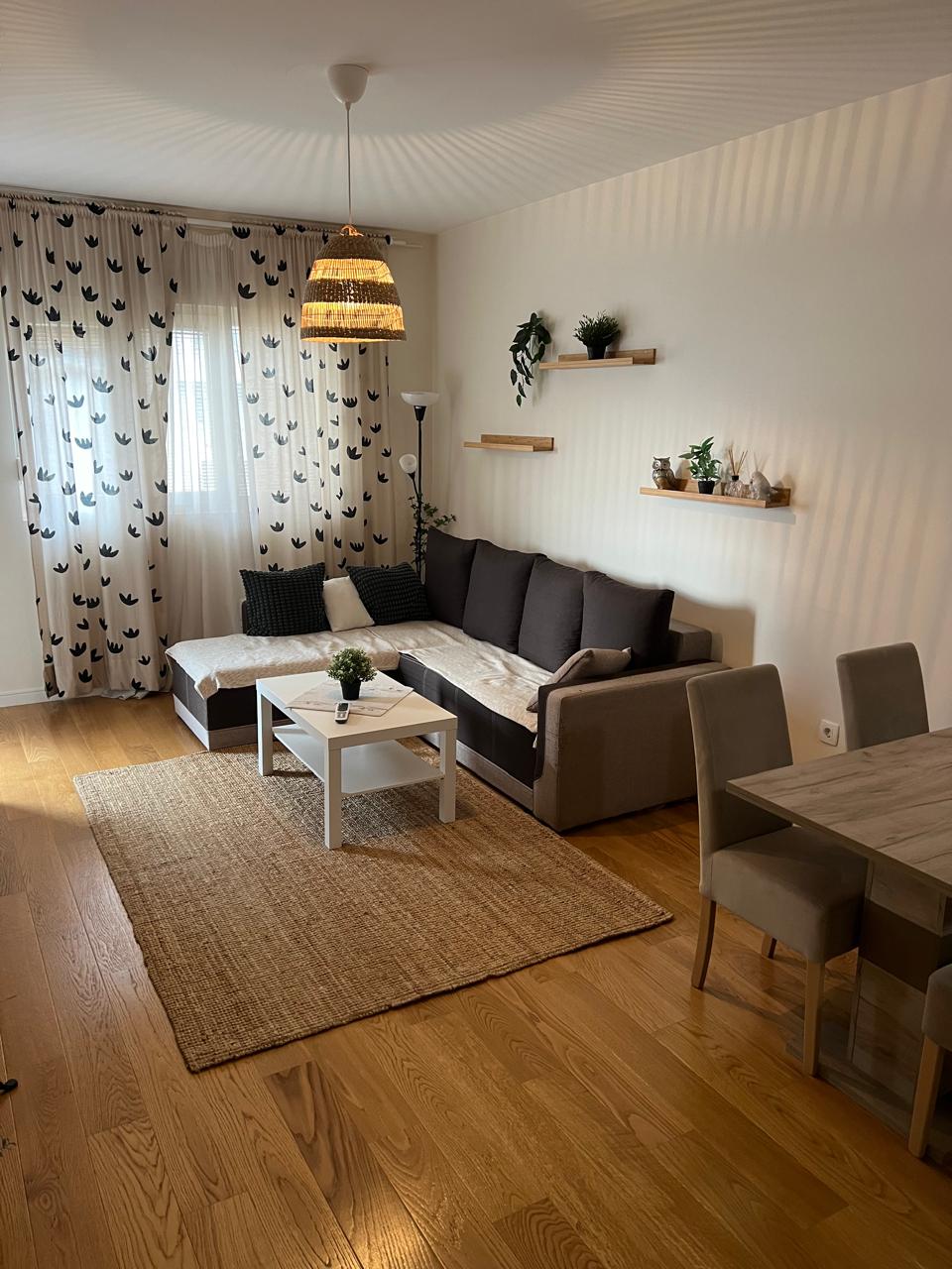 Izdavanje - Stan Podgorica, Central Point