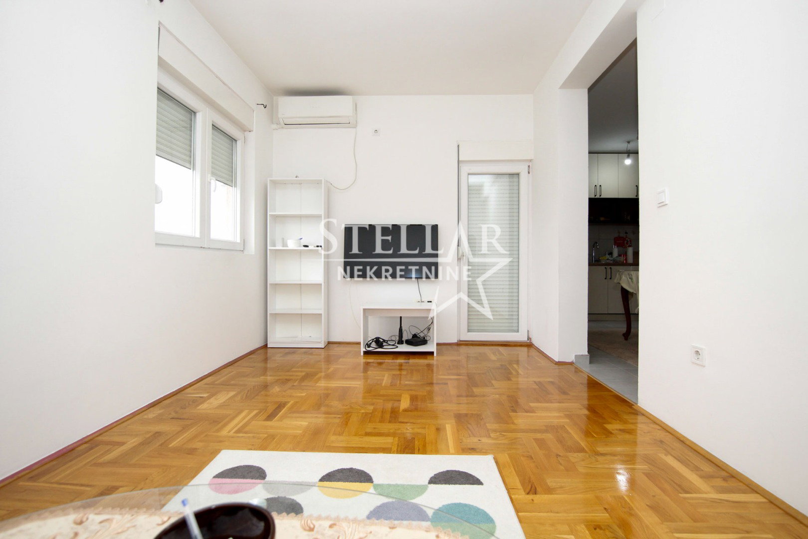 6133be34-f233-4d10-90cc-93832a8de9fb.jpg