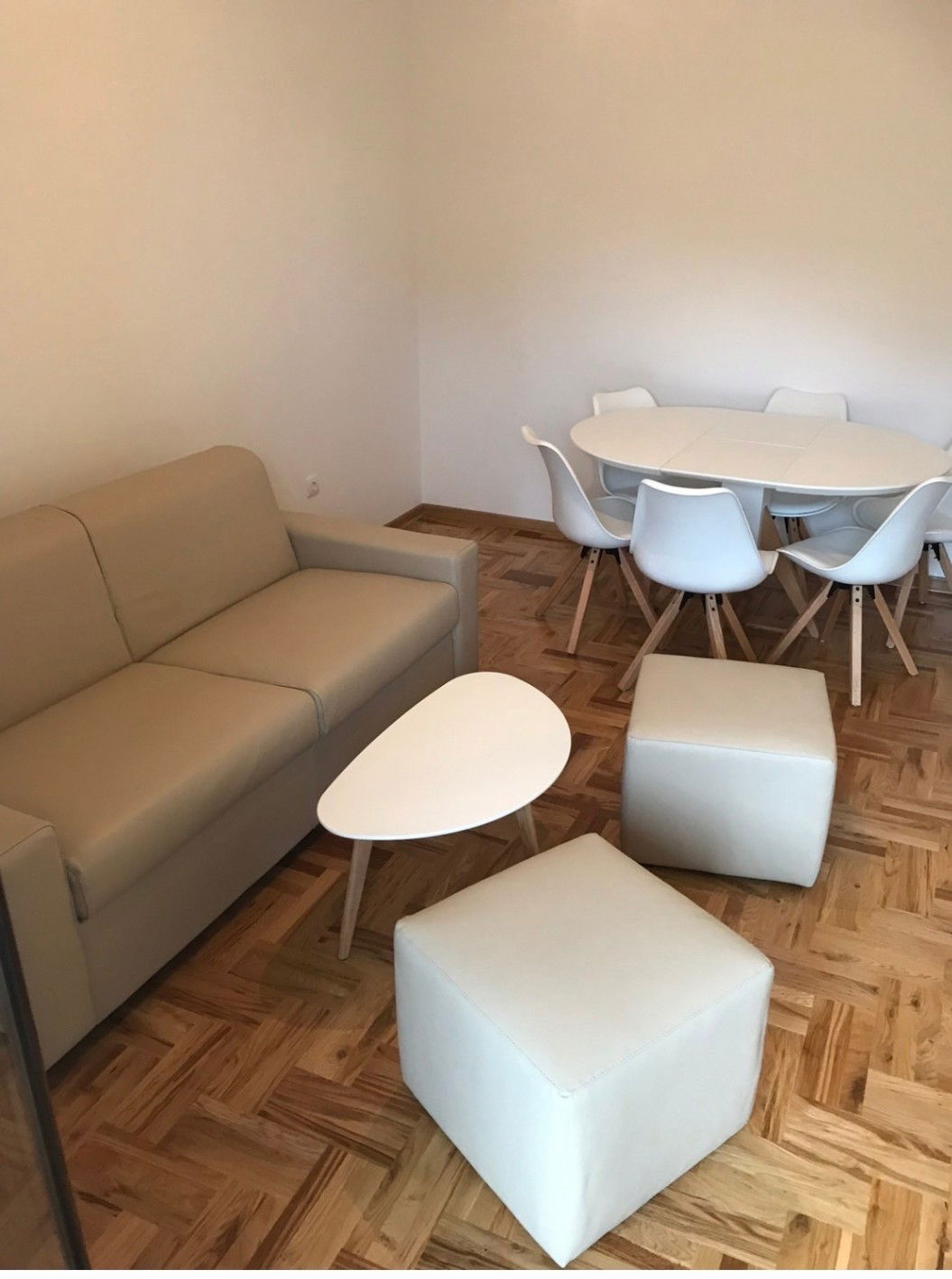 Продаж - Квартира Budva, Bečići