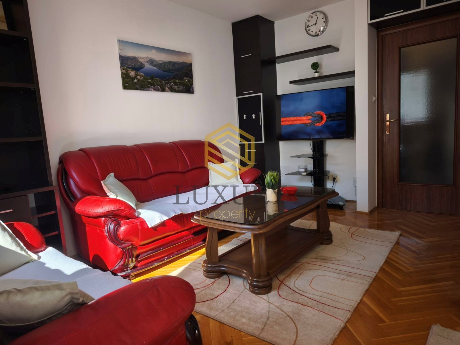 Оренда - Квартира Podgorica, Blok 9