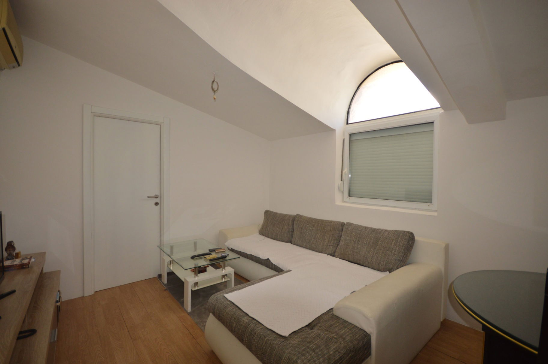 Prodaja - Stan Herceg Novi, Bijela