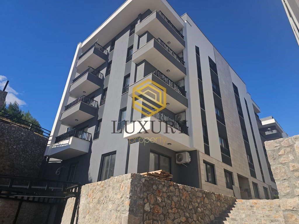 Prodaja - Stan Podgorica, Gorica C