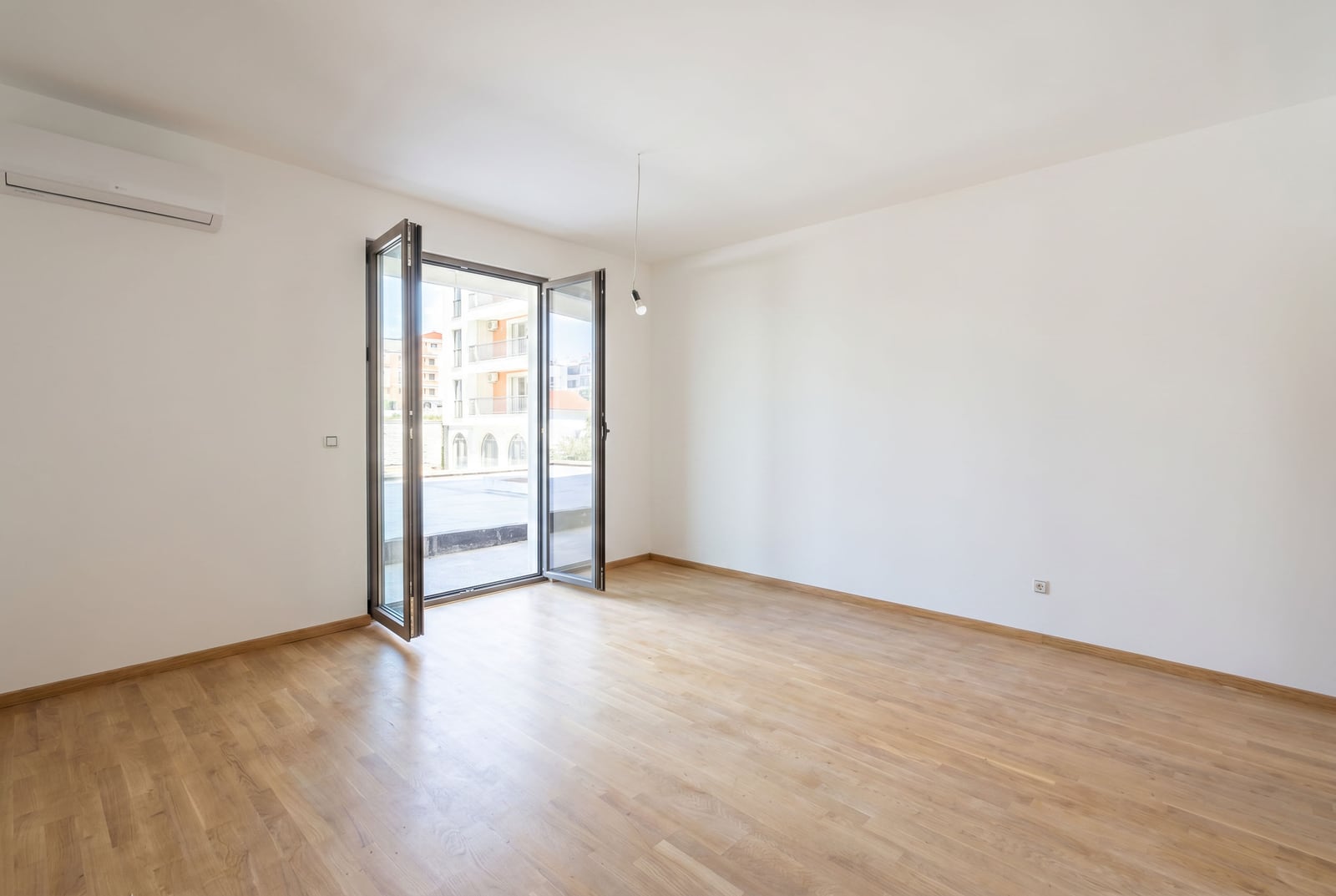 Sale - Apartment Tivat, Ostalo