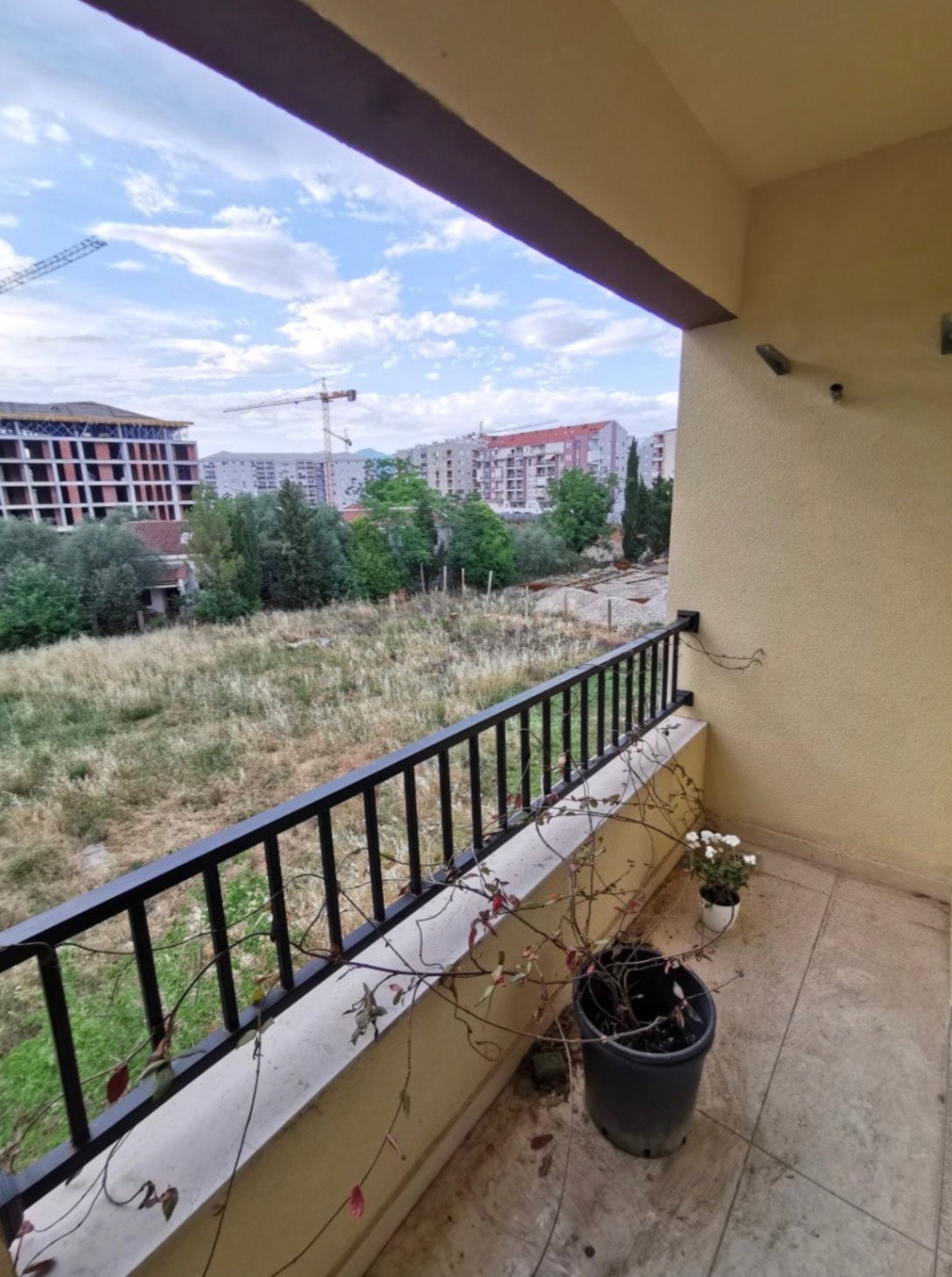 Satılık - Daire Podgorica, Ljubović