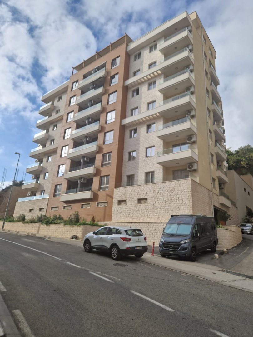 Продаж - Квартира Budva, Bečići