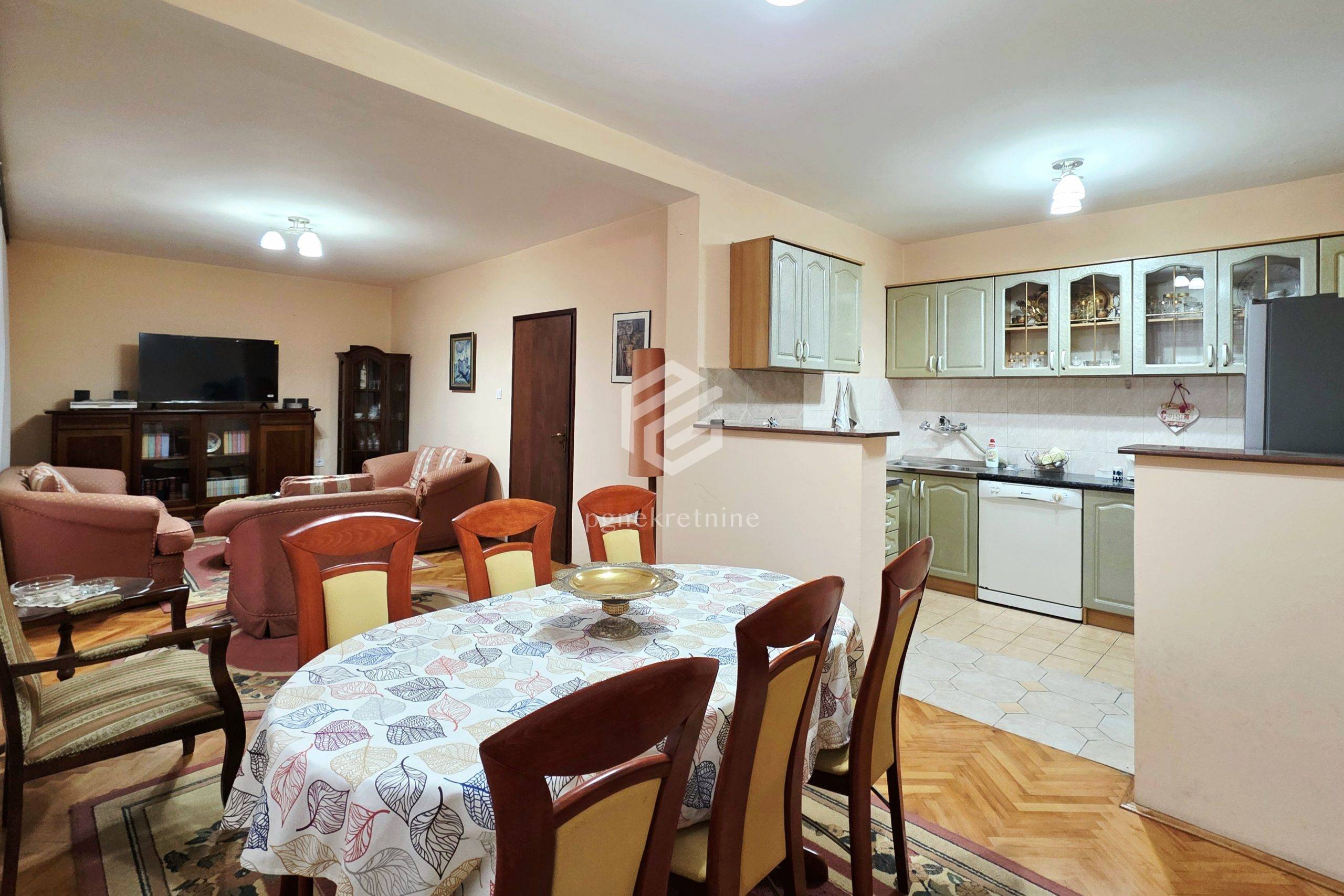Slika nekretnine 12