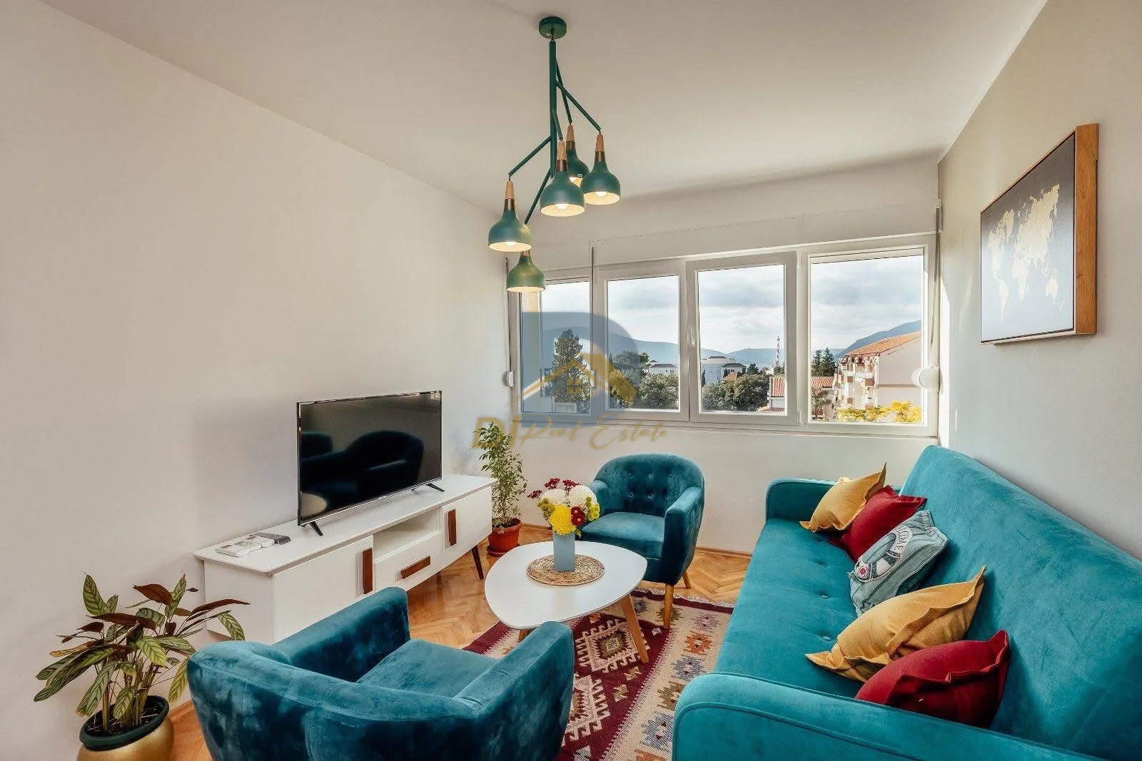 Аренда - Квартира Tivat, Centar