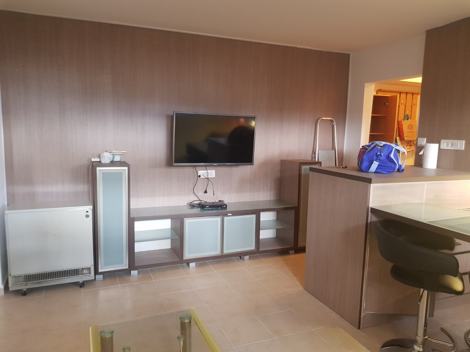 Продаж - Квартира Podgorica, Momišići