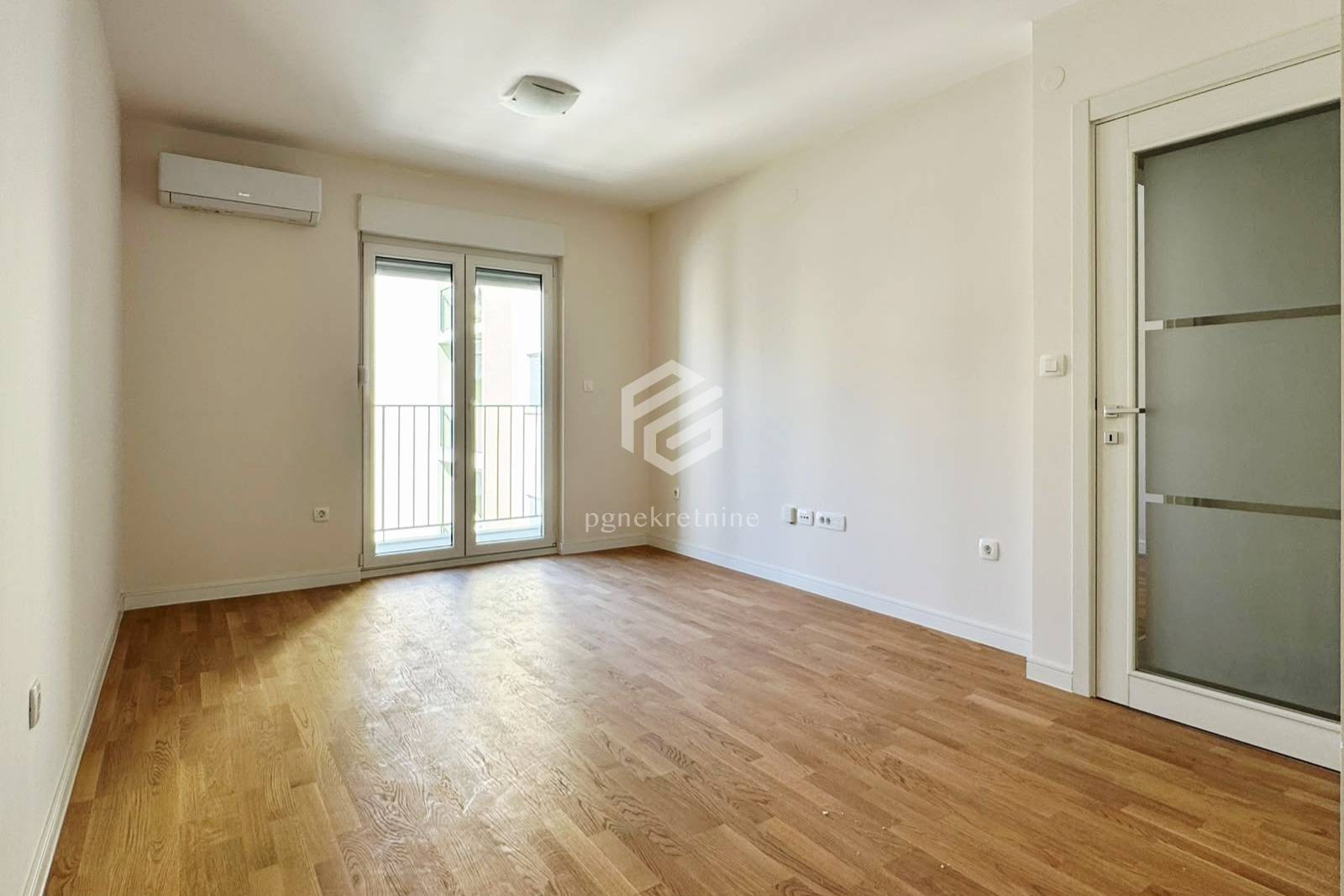 Rent - Apartment Podgorica, Pobrežje