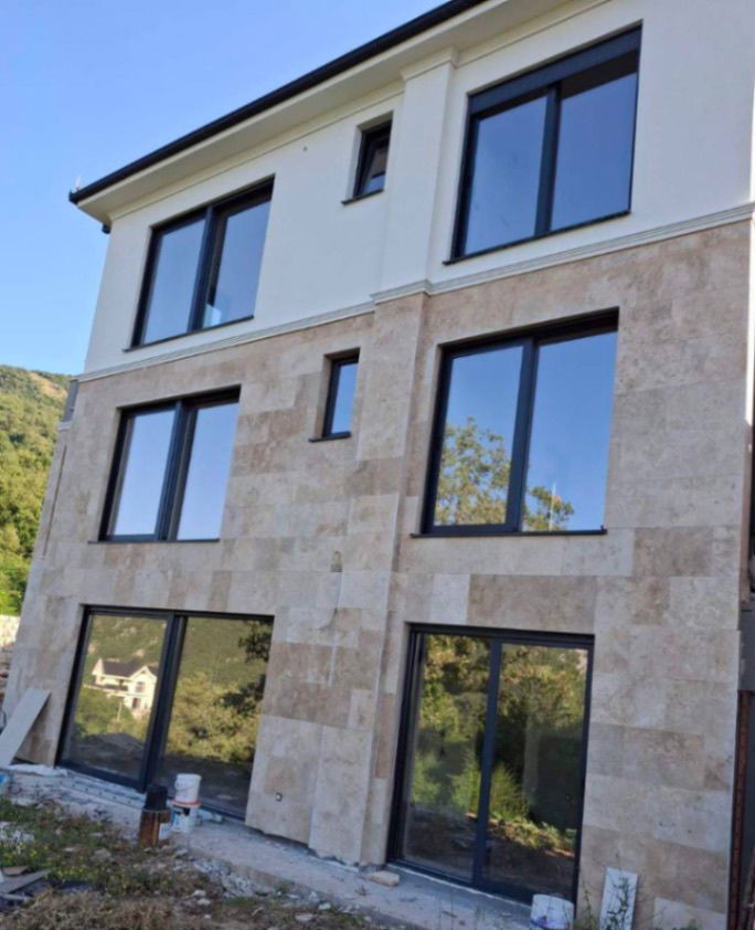 Prodaja - Kuća Budva, Markovići