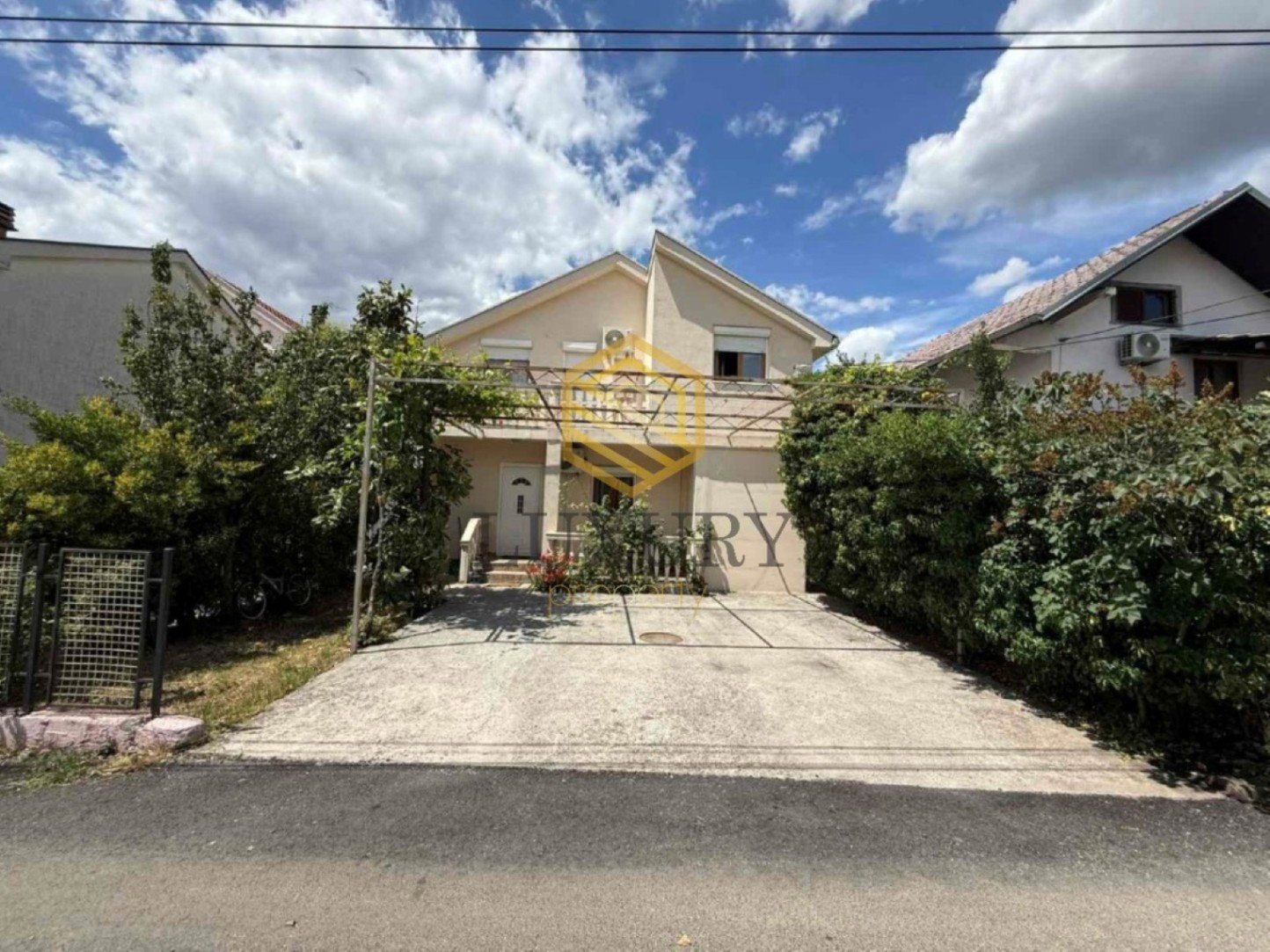 Satılık - Ev Podgorica, Murtovina