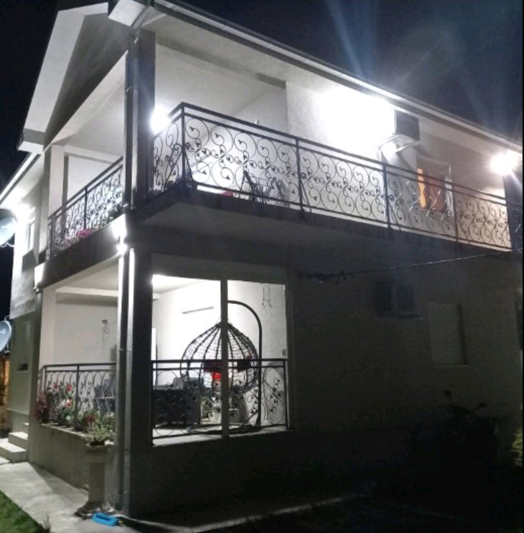 Продаж - Будинок Podgorica, Podgorica