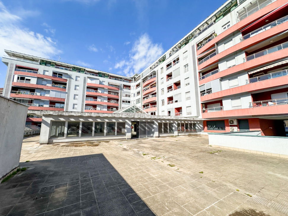 Продажа - Офисное помещение Podgorica, Preko Morače