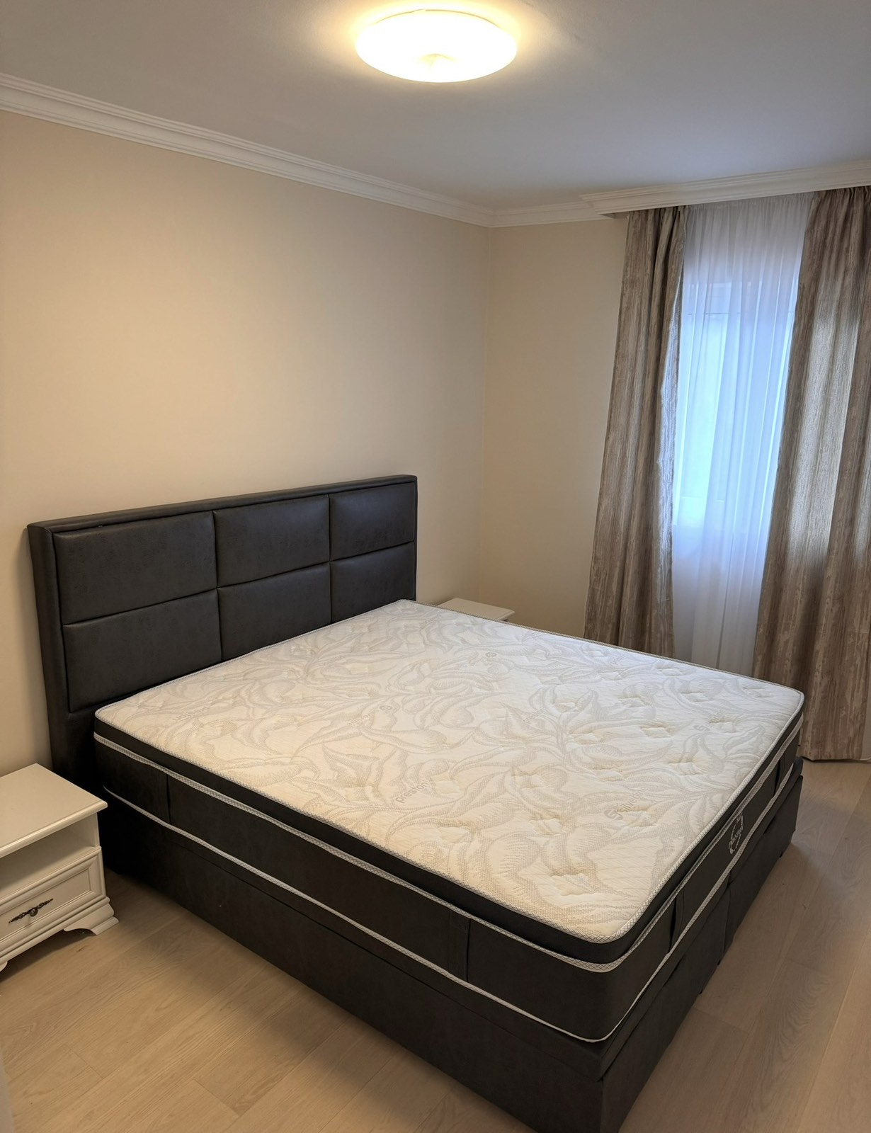 67cfc2cf-b405-4e1a-9ad4-d26008ffae57.jpg