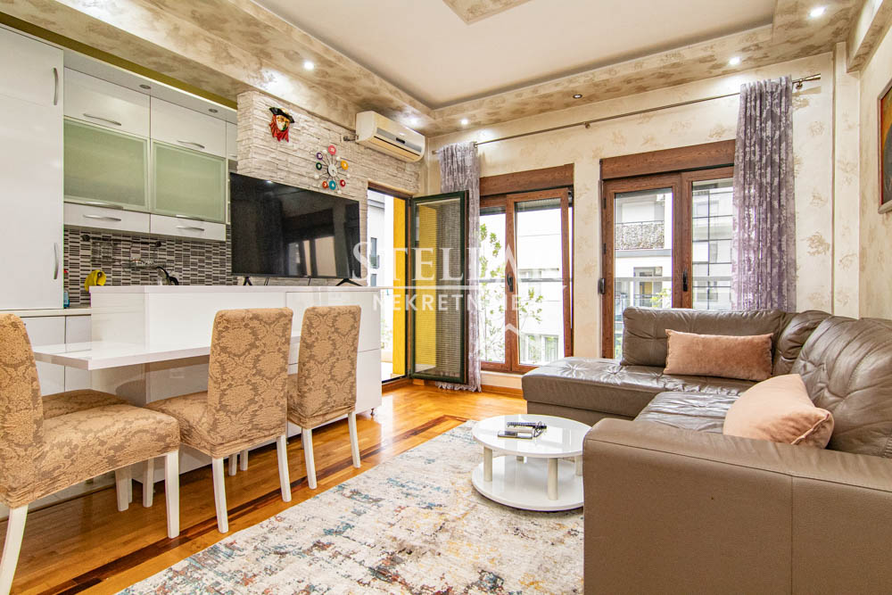 Izdavanje - Stan Podgorica, Blok 6