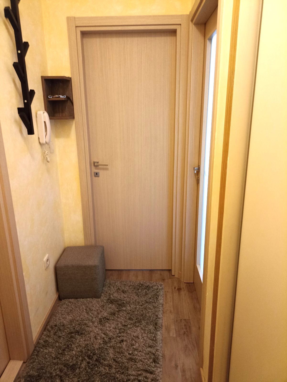 68cf35b7-f976-44aa-abdd-574db315c4ae.jpg
