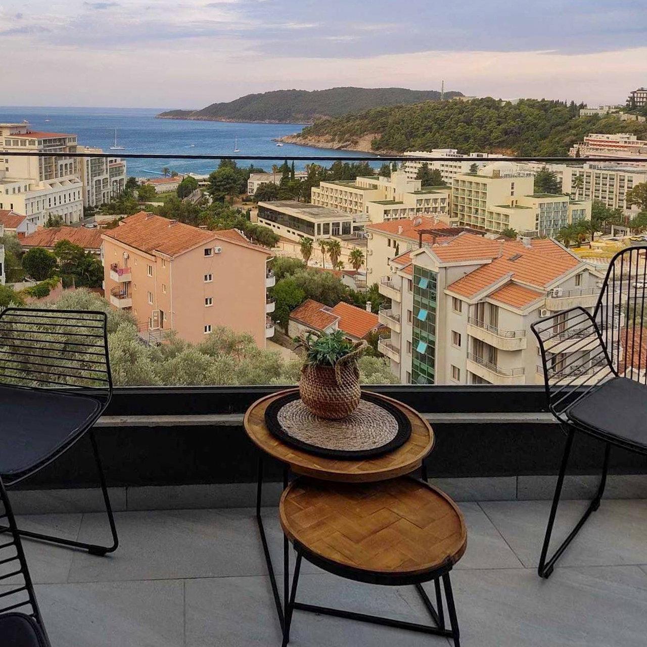 Продажа - Квартира Budva, Bečići