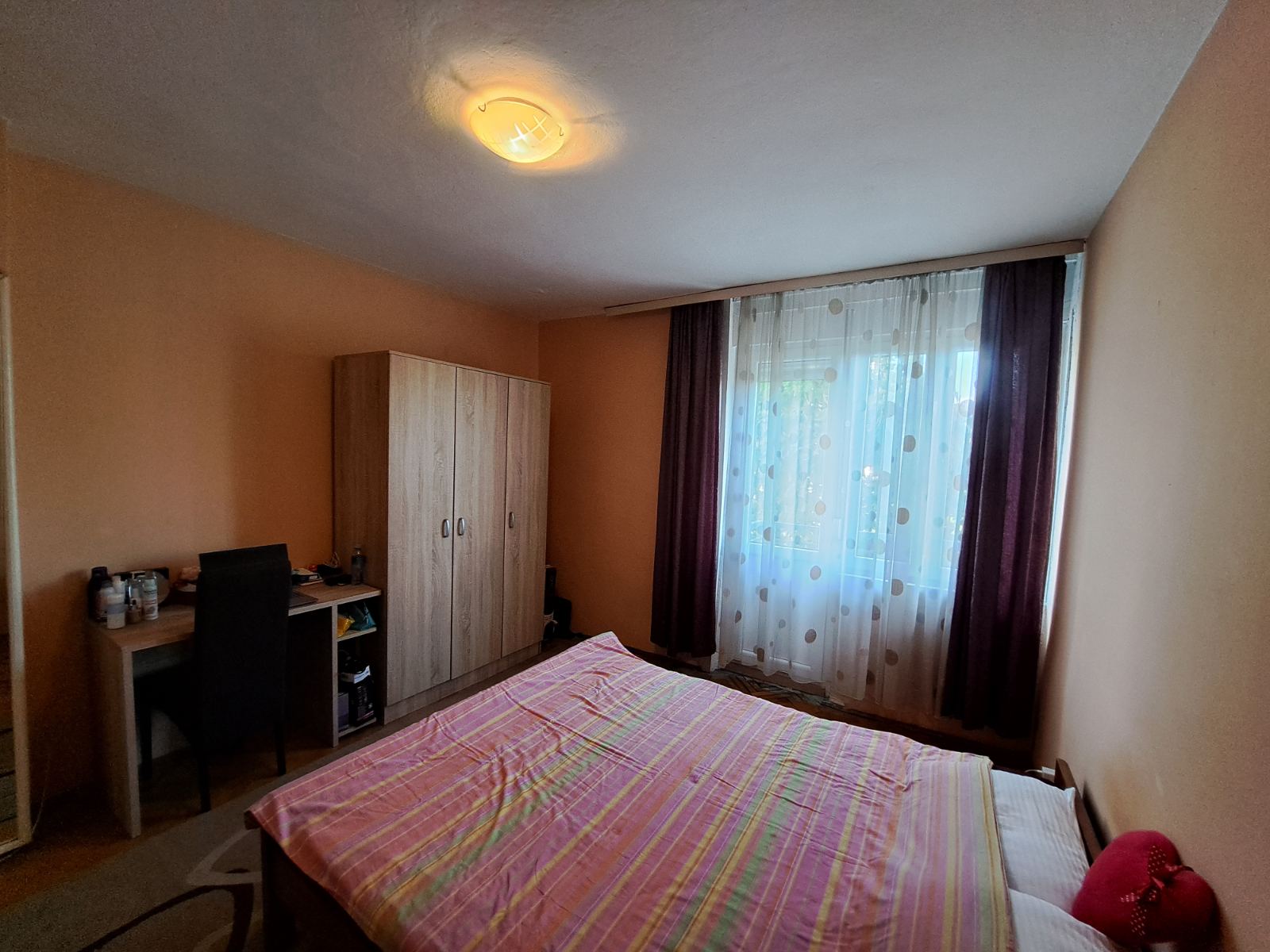 69c2825f-792a-4cd8-a3eb-cb92456abec1.jpg