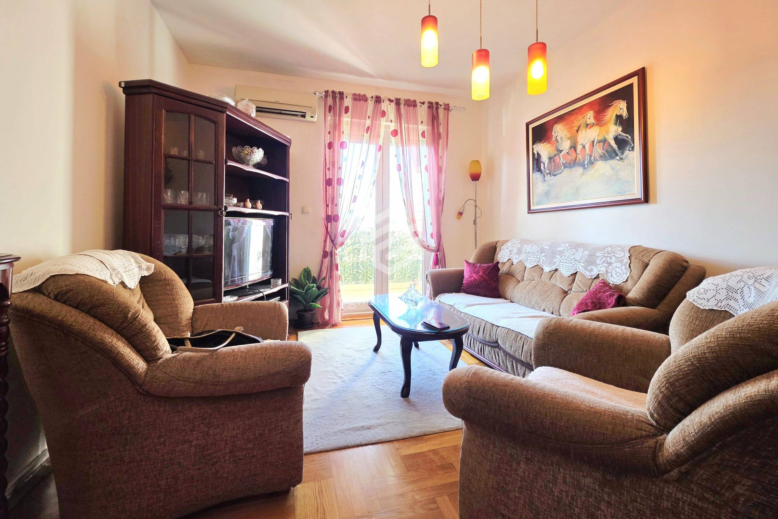 Kiralık - Daire Podgorica, Stari Aerodrom