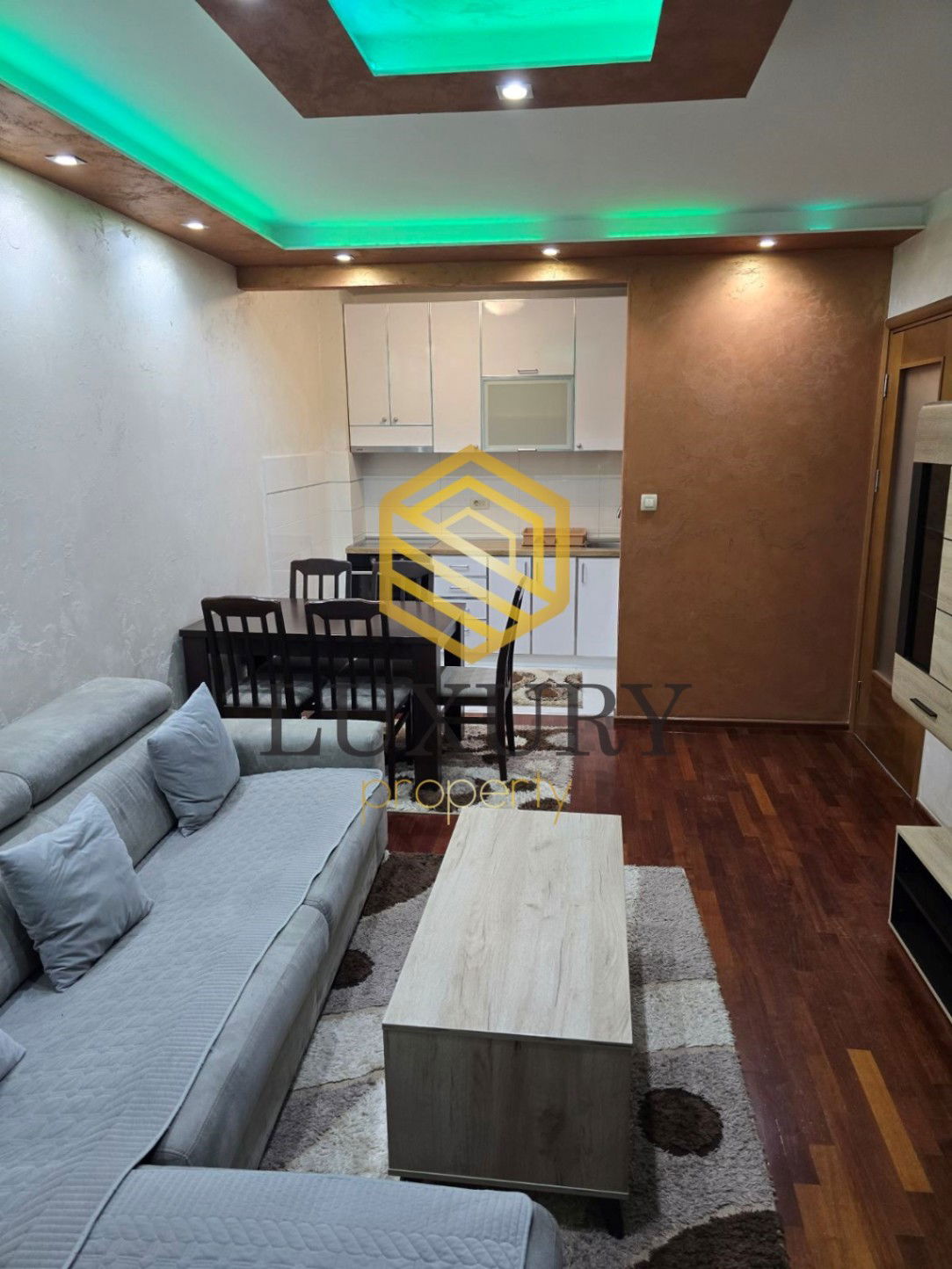 Продаж - Квартира Podgorica, Stari Aerodrom