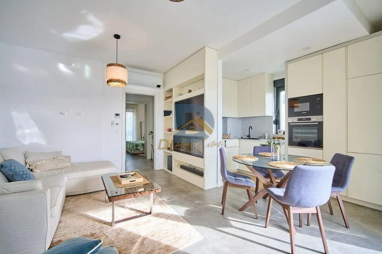 Sale - Apartment Tivat, Kava
