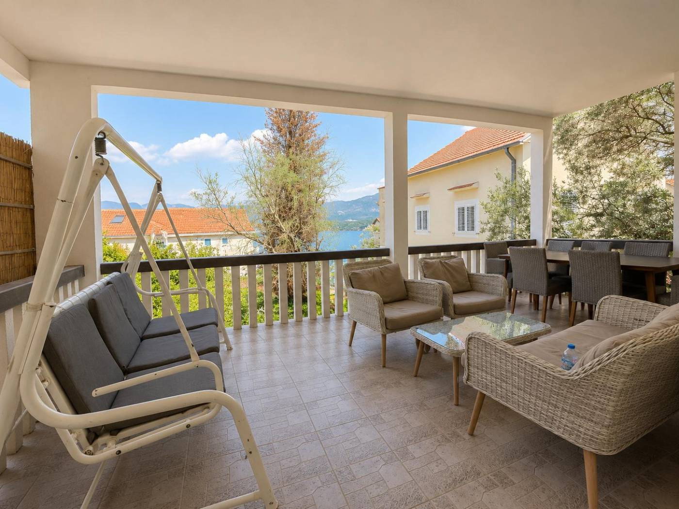 Продаж - Будинок Tivat, Milovići