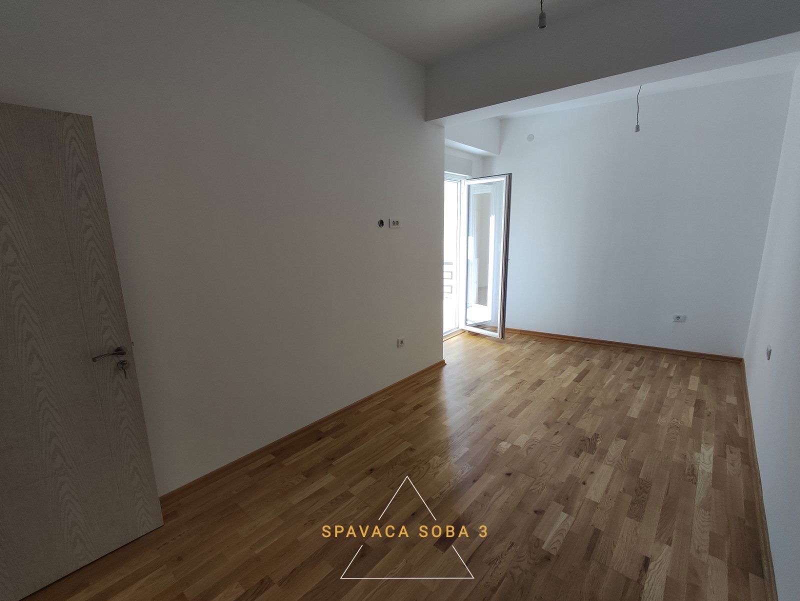 6bd73007-c08a-48e6-ab71-6af18d37ee52.jpg