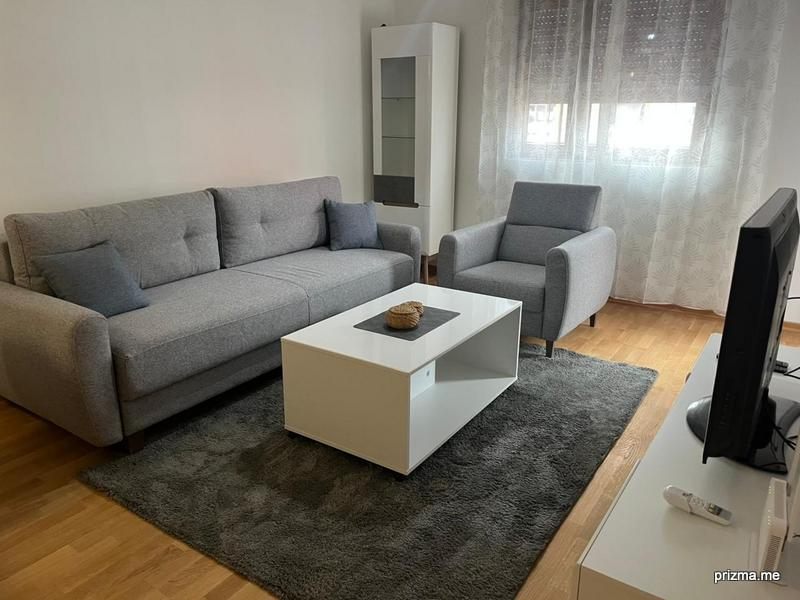 Izdavanje - Stan Podgorica, Stari Aerodrom