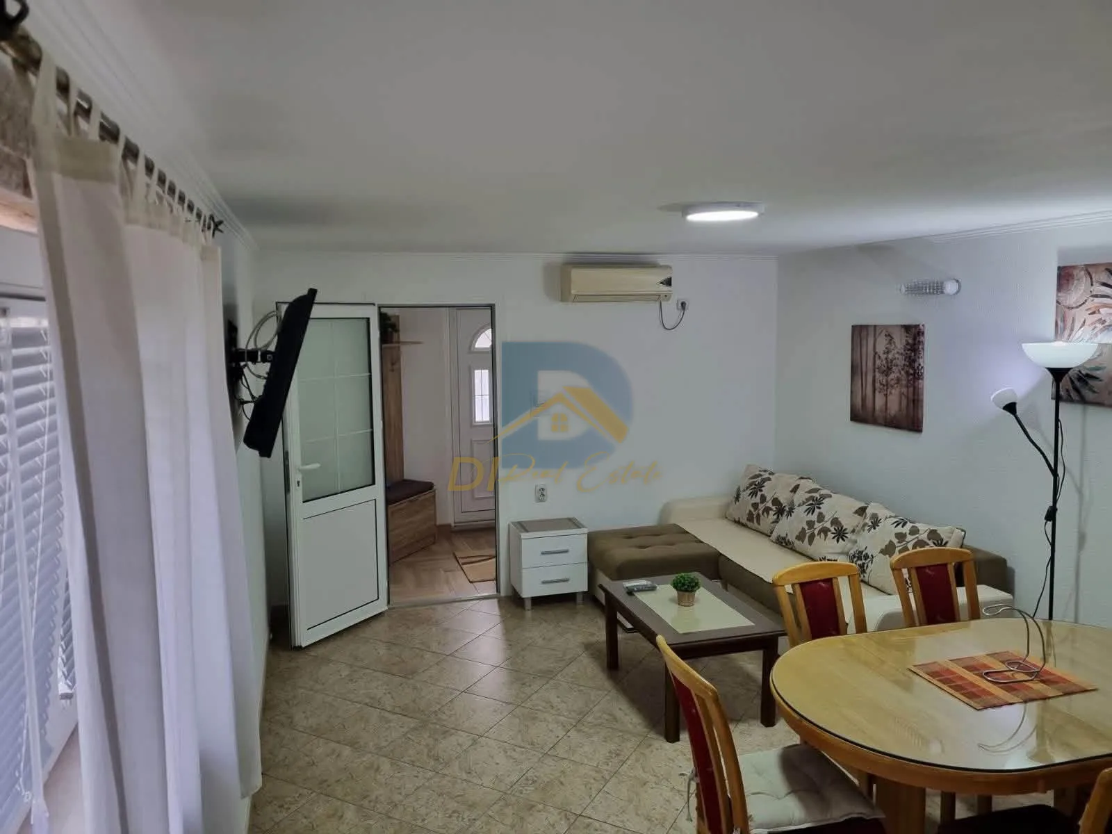 Izdavanje - Stan Tivat, Kalimanj